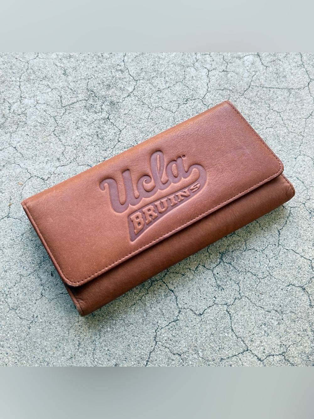Vintage Deadstock UCLA Embossed Tri Fold Genuine Leather Wallet  Womens
